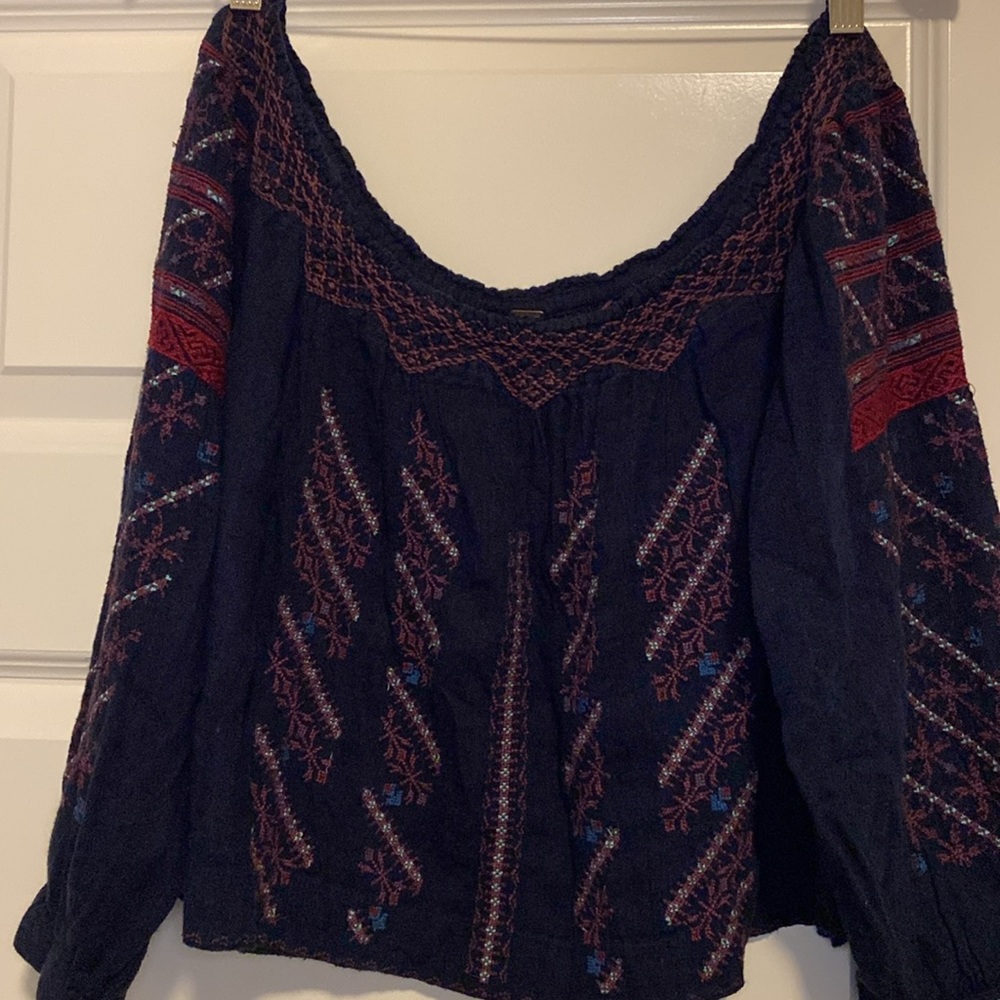Free people blue embroidered crop top